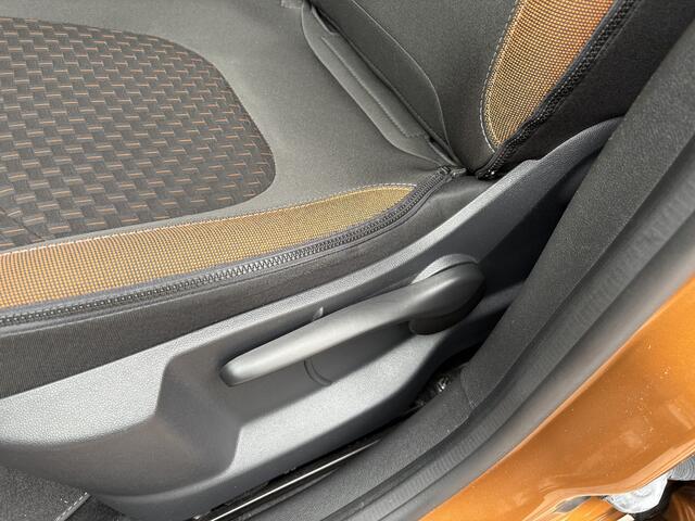 Renault CAPTUR 0.9 TCe Intens, navi, parkeerassist, climate/cruise