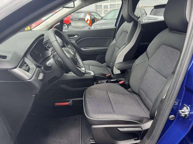 Renault CAPTUR 1.3 TCe 140 Intens AUTOMAAT / NAVIGATIE / CLIMATE CONTROLE / CRUISE CONTROLE.