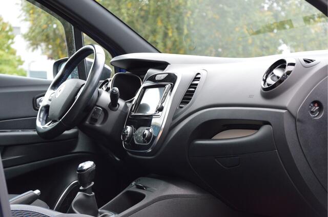 Renault CAPTUR 1.3 TCe Version S LED | PANORAMA | CAMERA | CRUISE