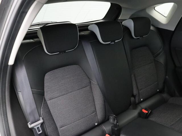 Renault CAPTUR TCe 90pk Techno | Achteruitrijcamera | Navigatie | Parkeersensoren voor/achter | Climate control |