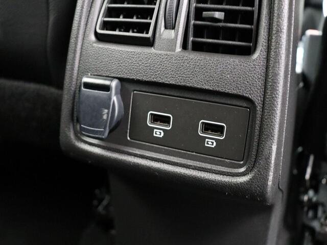 Renault CAPTUR 1.0 TCe 90 Techno | Navigatie | Achteruitrijcamera | Parkeersensoren voor en achter | Climate control |