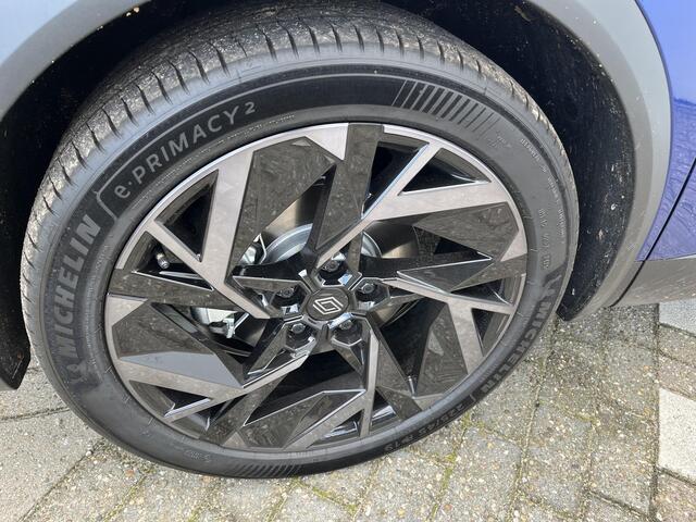 Renault CAPTUR 1.8 E-Tech full hybrid 160 esprit Alpine / Demo zuidoost / vraag naar beschikbaarheid