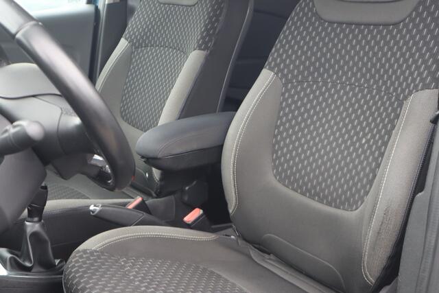 Renault CAPTUR 0.9 TCe Intens | Trekhaak | Cruise | Lichtmetaal