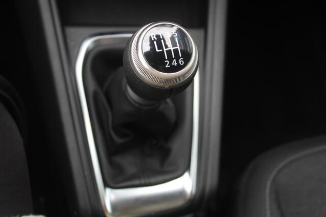 Renault CAPTUR 1.0 TCe 90 Evolution All weather banden l Keyless l LED l Parkeercamera achter l Parkeersensoren voor en achter l Apple carplay / Android auto