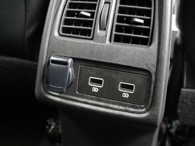 Renault CAPTUR E-Tech Hybrid 145pk Techno | Achteruitrijcamera | Navigatie | Parkeersensoren voor/achter | Climate control |