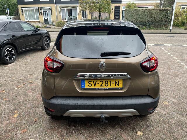 Renault CAPTUR 0.9 TCe Intens Panorama dak/Trekhaak/Navi/Camera.