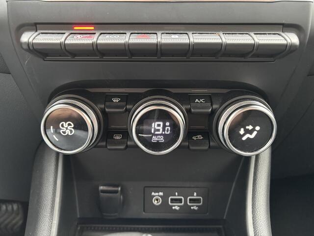 Renault CAPTUR 1.3 TCe 140 Intens | Navigatie | Automaat |