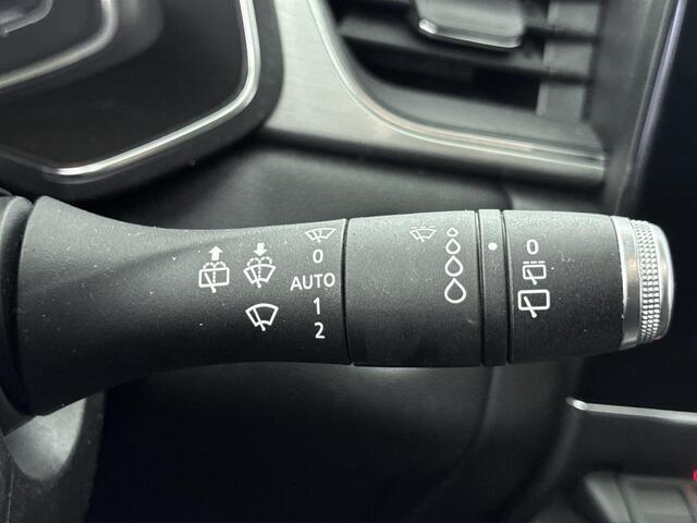 Renault CAPTUR 1.3 TCe Edition One 130PK | Automaat | Navigatie 9,3'' | Adaptieve Cruise Control | Half-Lederen Bekleding | Achteruitrijcamera | Apple CarPlay & Android Auto