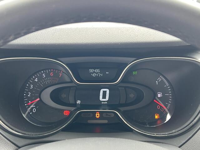 Renault CAPTUR 0.9 TCe Limited | Trekhaak | All-Season | Navigatie | Key-less | Stoelverwarming | Parkeersensoren | DAB | Lichtmetaal | Cruise Control | Airco |