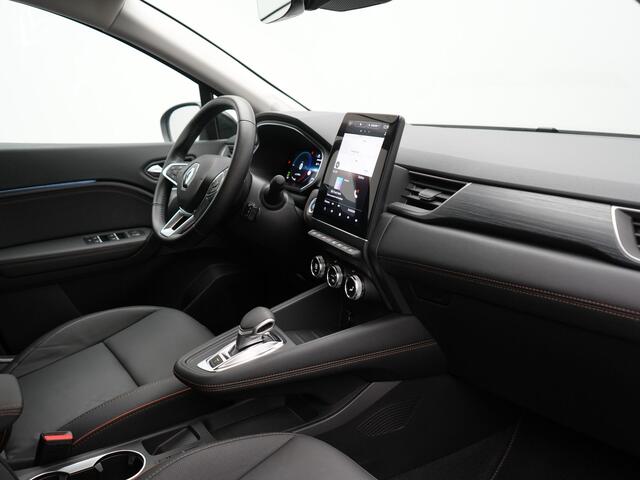 Renault CAPTUR 1.6 E-Tech Initiale Paris Plug In Hybrid 160pk Dealer O.H PHEV | Adaptive Cruise | 360 Camera | Lederen Sportstoelen Verwarmd | Stuur Verwarmd | Blis | Keyless | Navigatie | DAB | 18"L.M |