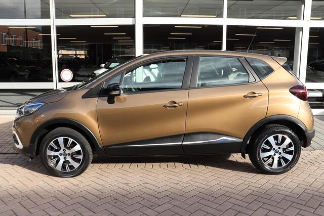 Renault CAPTUR 1.2 TCe Intens 120PK, automaat. Navigatie, trekhaak