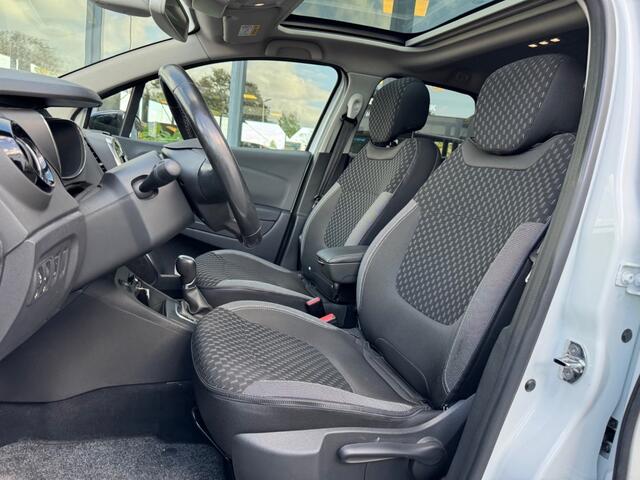 Renault CAPTUR 1.3 TCe150 pk Aut. Intens - Pan dak - camera - dode hoek det.