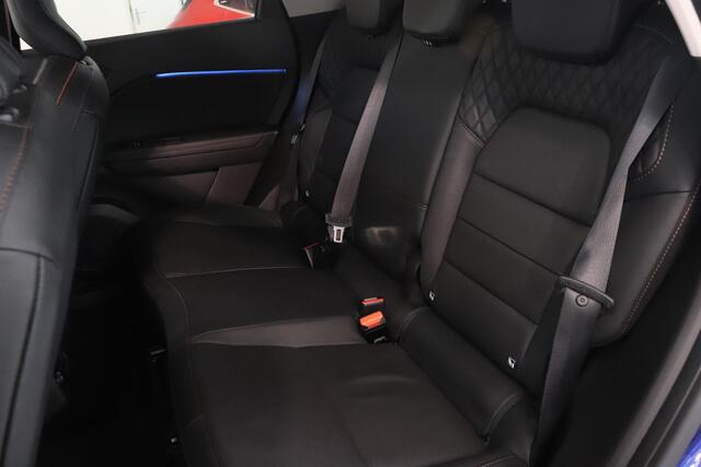 Renault CAPTUR 1.6 E-Tech Plug-in Hybrid 160 Initiale Paris | BOSE audio | Schuif kanteldak | Trekhaak | Side steps | 360° Camera | Lederen bekleding |