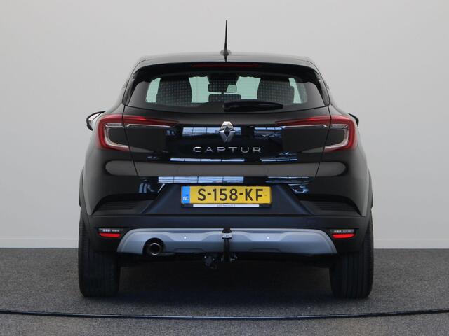 Renault CAPTUR TCe 140pk Zen | Trekhaak | 1500kg geremd | Parkeersensoren voor/achter |