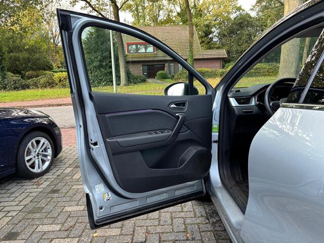 Renault CAPTUR 1.6 E-Tech Hybrid 145 Intens