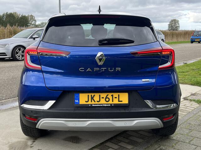 Renault CAPTUR 1.6 E-Tech Full Hybrid 145 PK Intens / Dealer onderhouden / Camera / Apple Carplay - Android Auto / Keyless / 18'' LMV /