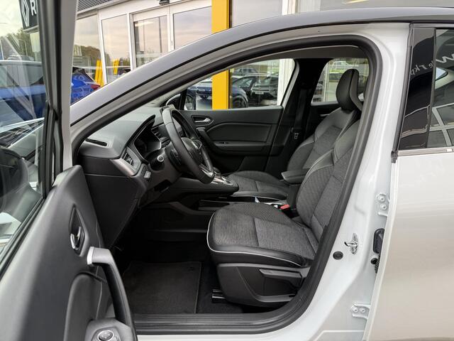 Renault CAPTUR 1.3 TCe 140 Intens | Trekhaak | 360 graden camera | Stoelverwarming | Bose Audio | 18'' Lichtmetaal | DAB | Climate Control | Key-less |