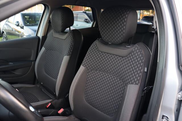 Renault CAPTUR 0.9 TCe Intens | Navigatie | Cruise Control | Climate Control | Camera | Trekhaak