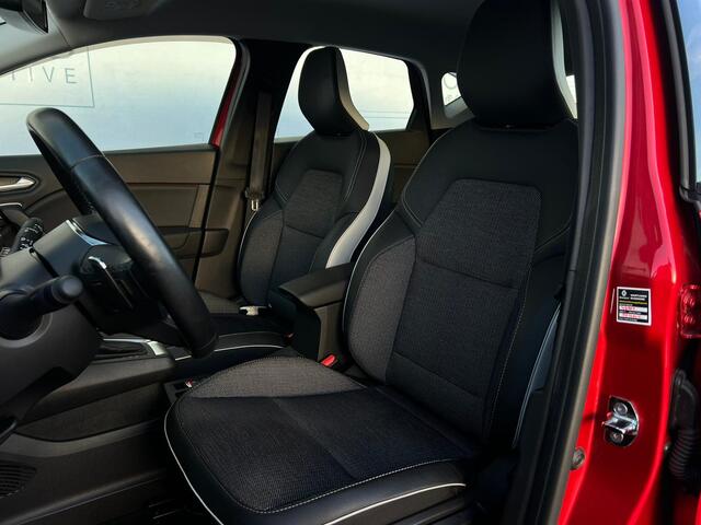 Renault CAPTUR 1.3 TCe 140 EDC Intens NAVI | STOEL-STUUR VERWARMING 360 CAMERA