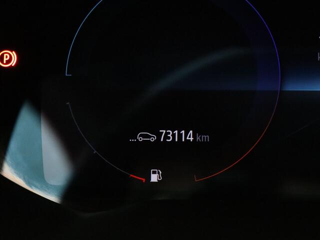 Renault CAPTUR 1.6 E-Tech Plug-in Hybrid 160 intens 360° Camera | Cruise | Navi | Parkeersens. v+a | Stoelverw.