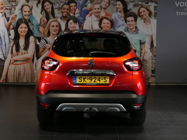 Renault CAPTUR 0.9 TCe Intens - Dodehoek, Trekhaak, Camera, Clima, Sensoren Rondom