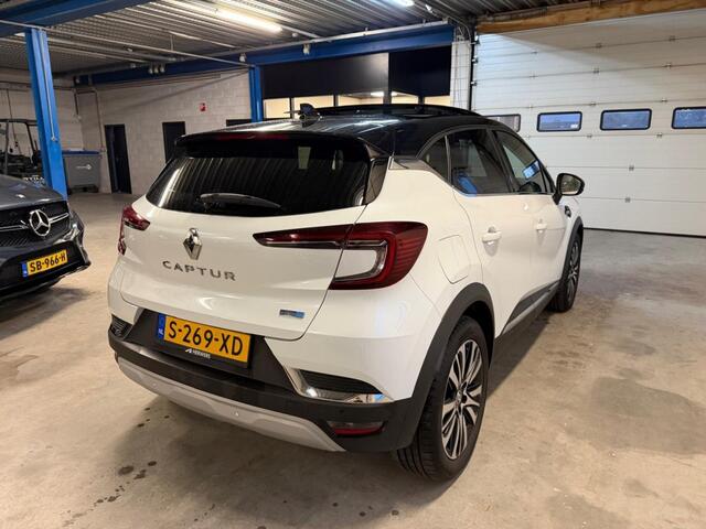 Renault CAPTUR 1.6 Plug-in Hybrid 160 Initiale 1 eig. leder