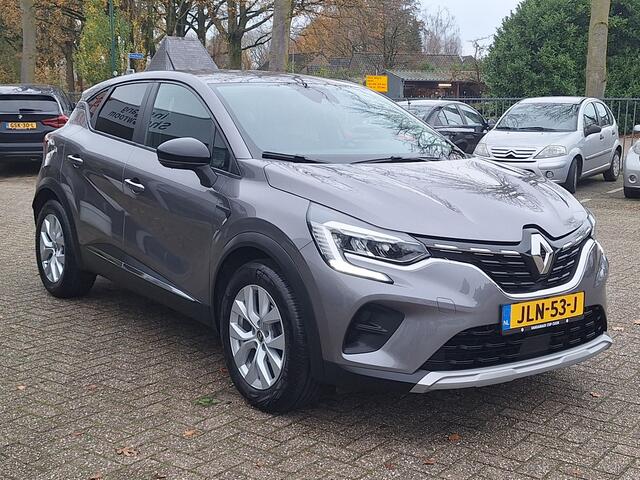 Renault CAPTUR 1.3 TCe 130 Intens AUTOMAAT Navi/ Climate control/Stoelverwarming/Parkeersensoren/Nieuwe banden