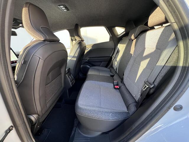 Renault CAPTUR Mild Hybrid 160 EDC Techno Automaat / Fabrieksgarantie tot 09-2026* / Navigatie groot scherm / Stuur- en stoelverwarming / Apple Carplay Android / 18" LM met All Season banden /