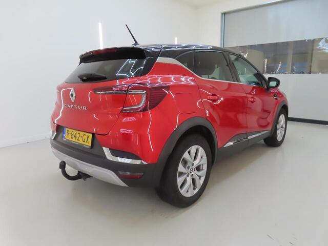 Renault CAPTUR 1.3 TCe 140 EDC Intens | Easylink navigatie | Trekhaak | Lage kilometerstand!! | Dealeronderhouden |