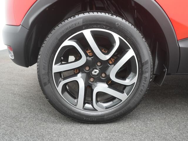 Renault CAPTUR TCe 90 Dynamique - RIJKLAARPRIJS - Achteruitrijcamera - Cruise Control - Trekhaak - Dealeronderhouden