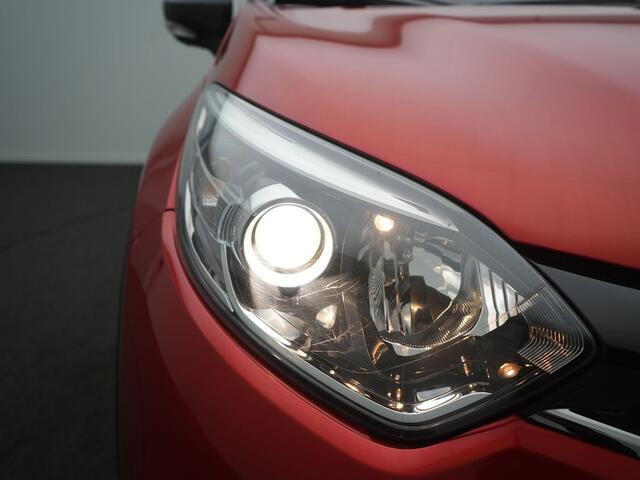 Renault CAPTUR TCe 90 Dynamique - RIJKLAARPRIJS - Achteruitrijcamera - Cruise Control - Trekhaak - Dealeronderhouden