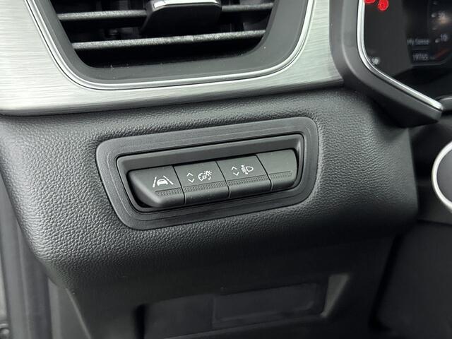 Renault CAPTUR 1.0 TCe Intens 100PK | Parkeersensoren | Climate Control | Lichtmetalen Velgen | Cruise Control | Apple CarPlay & Android Auto