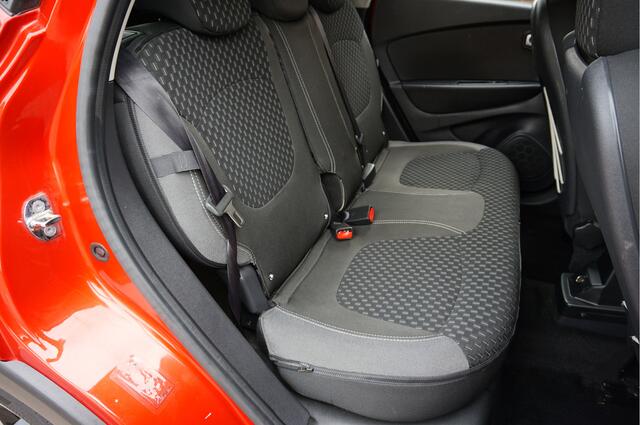 Renault CAPTUR 1.3 TCe Intens Trekhaak Stoelverw. 150Pk