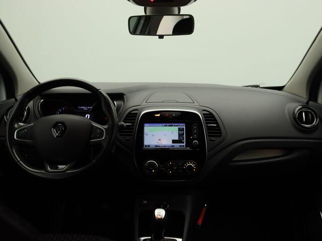 Renault CAPTUR TCe 90 Intens | R-Link navigatie | Easy Life Pack met parkeersensoren rondom, achteruitrijcamera en automatisch inparkeren | Climate Control | Two-tone metaalkleur |