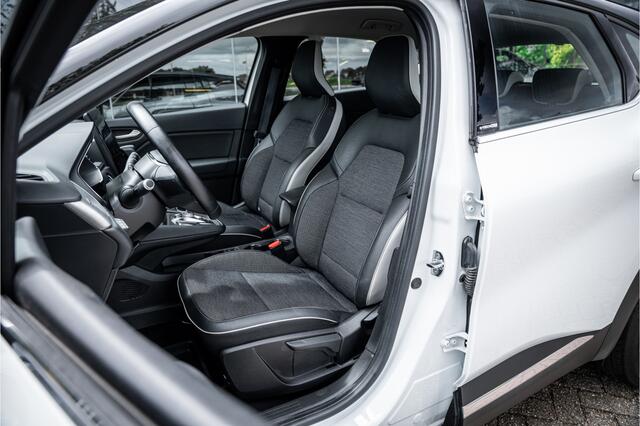 Renault CAPTUR 1.6 E-Tech Plug-in Hybrid 160 Intens ** Panodak ** Camera ** Navigatie Rijbereik tot 56km (WLTP)