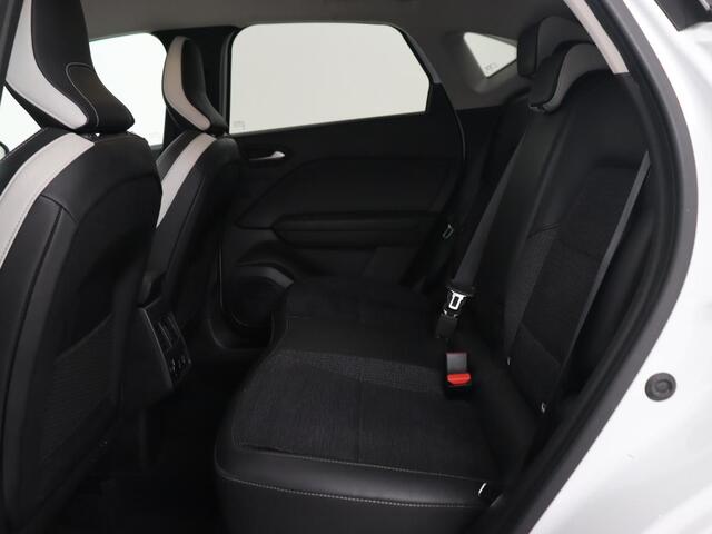 Renault CAPTUR 1.0 TCe Edition One | Trekhaak | 360 Camera | Carplay | Keyless | Navigatie | Half leder | Park Assist | Climate control | Dodehoek detectie | Cruise control | Bluetooth