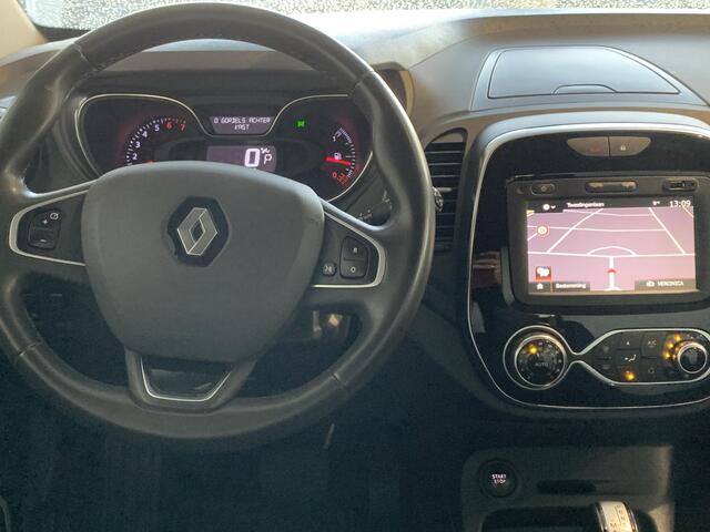 Renault CAPTUR 1.2 TCe ZEN TREKHAAK | CLIMATE CONTROL | PARKEERSEDNSOREN ACHTER | LICHTMETALEN VELGEN