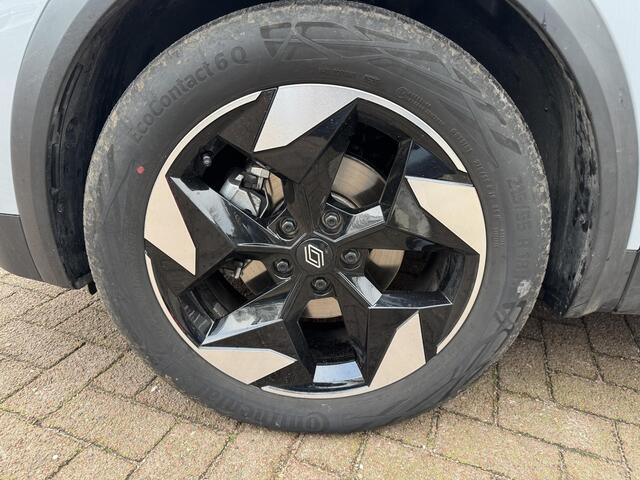 Renault CAPTUR 1.6 E-Tech 145 Techno+Pack winter!!