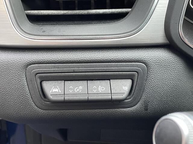 Renault CAPTUR 1.3 TCe 140 Intens / automaat / achteruitrijcamera/ parkeersensoren/ cruise control / climate control