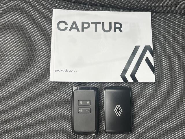 Renault CAPTUR 1.3 mild hybrid 160 techno Automaat / Adaptief Cruise Control / Stoel & Stuurverwarming / Apple Carplay & Android Auto / Achteruitrijcamera / Climate Control /