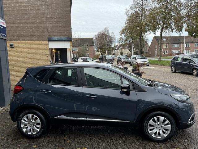 Renault CAPTUR 0.9 TCe Expression / Airco/ Navigatie/ Cruise/ PDC/ LMV