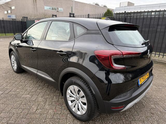 Renault CAPTUR 1.0 TCe 6 Versn 90 Business Zen