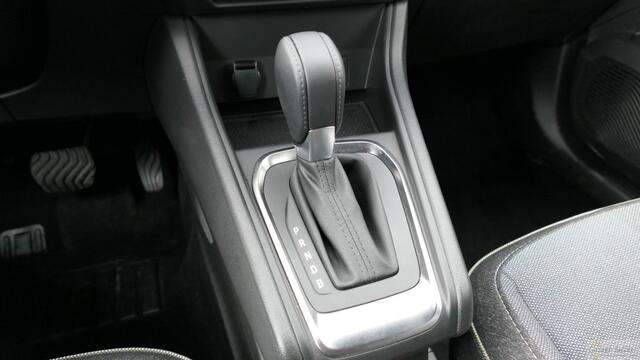 Renault CAPTUR 1.6 145 HEV Full Hybrid Techno