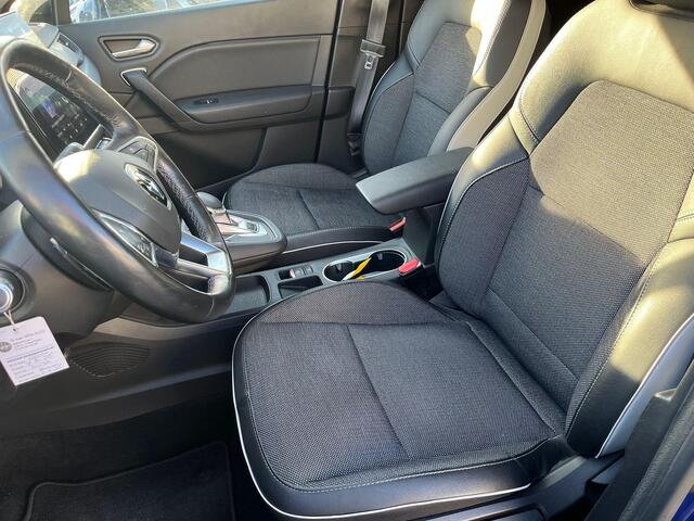 Renault CAPTUR 1.3 TCe 130 Intens cruise control adaptief | stuurwiel verwarmd | trekhaak