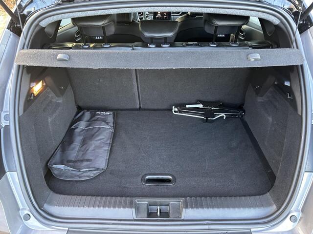 Renault CAPTUR 1.6 E-Tech hybrid 145 SL Rive Gauche | Groot navigatie | 1e eigenaar |