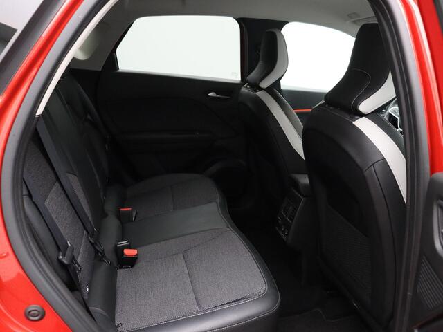 Renault CAPTUR 1.0 TCe 90 Intens | LED | Clima | Keyless | PDC voor & achter | DAB+ | Trekhaak |