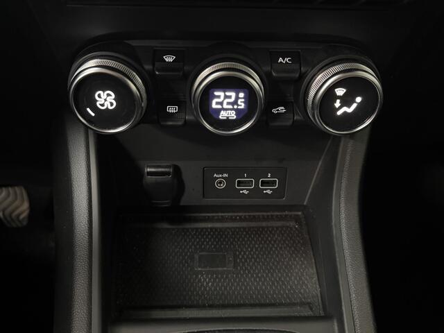 Renault CAPTUR 1.0 TCe 90 Intens | Navigatie | Camera | Lichtmetalen velgen 17 '' | Cruise control |