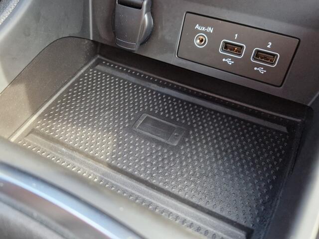 Renault CAPTUR 1.0 TCe Intens Camera / Parkeerhulp / Navi enz...