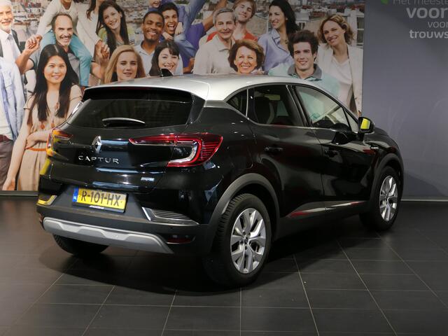 Renault CAPTUR 1.6 E-Tech Hybrid 145 Intens - Groot scherm! - All seasons - Camera - Navi - Sensor v+a