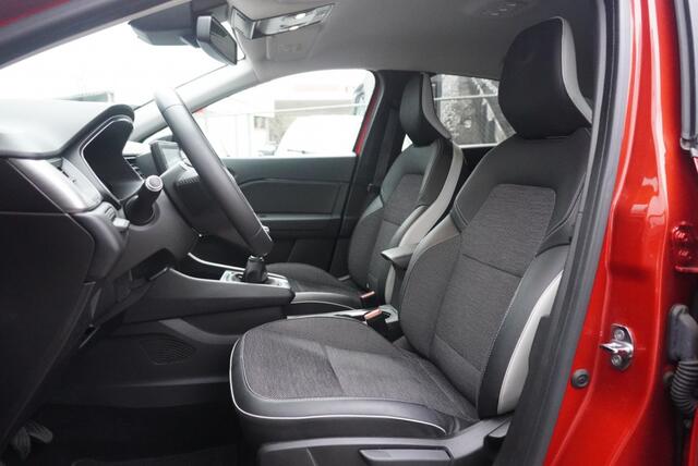 Renault CAPTUR 1.0 TCe Intens Trekhaak | Led | Keyless | Clima | CarPlay | NAP